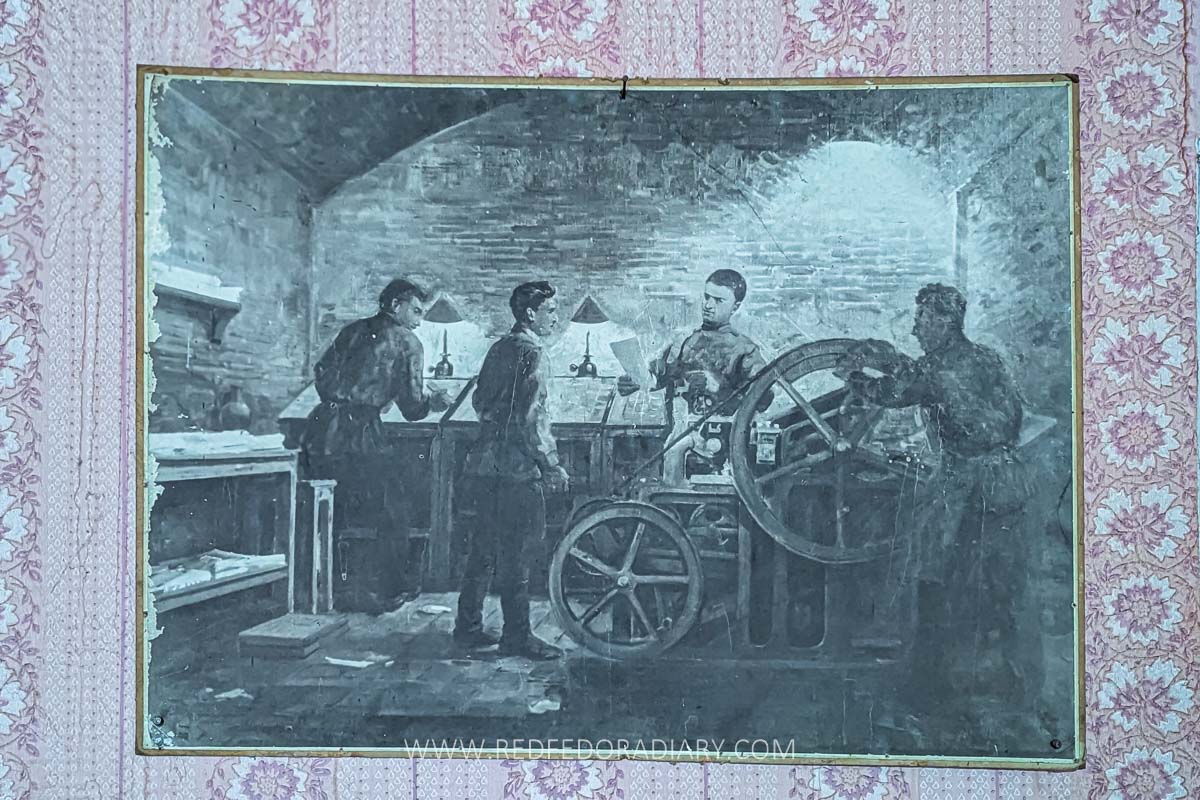 How to Visit Joseph Stalin Underground Printing House Museum 3 stalin secret printing house