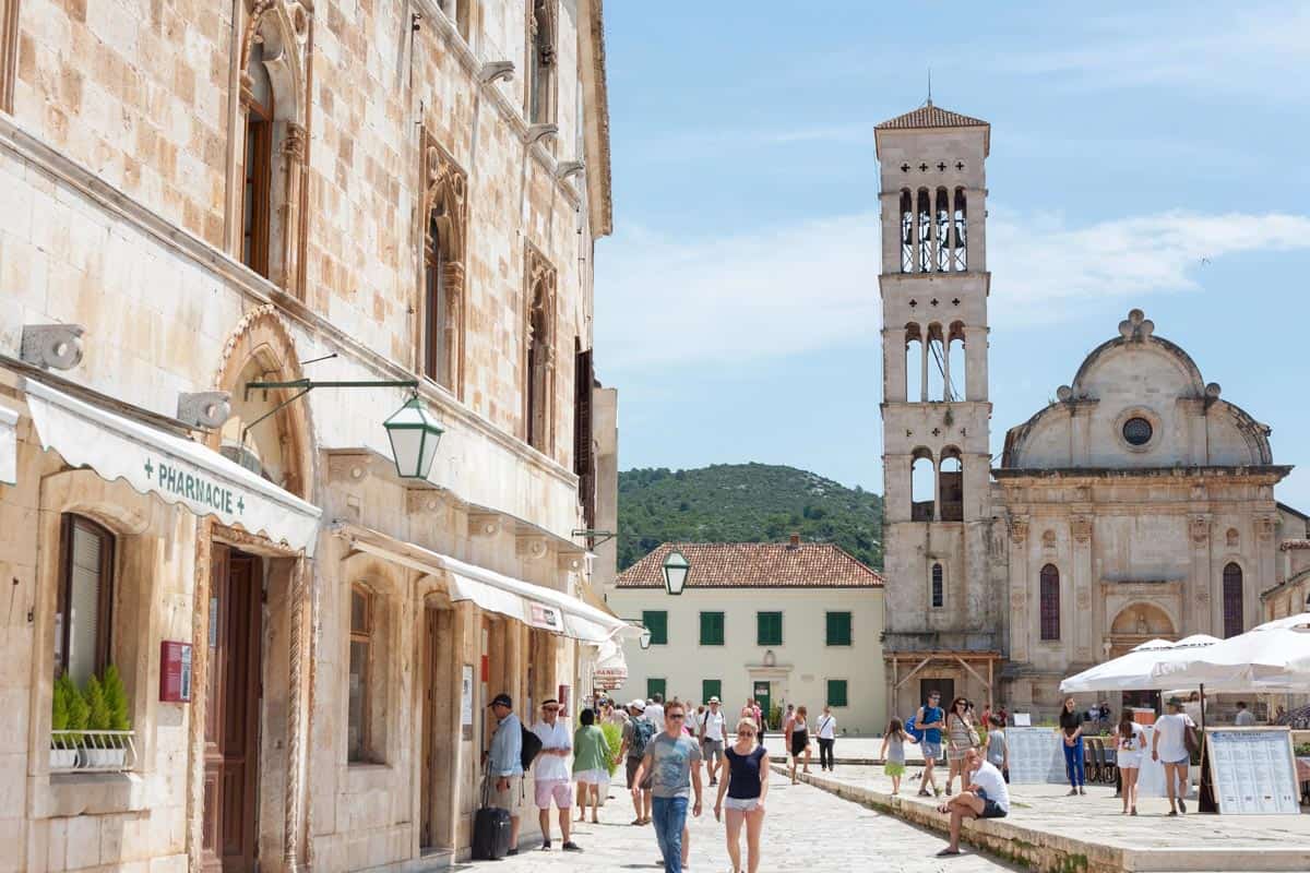 Island Hopping in Croatia: A Guide to the Dalmatian Coast 22