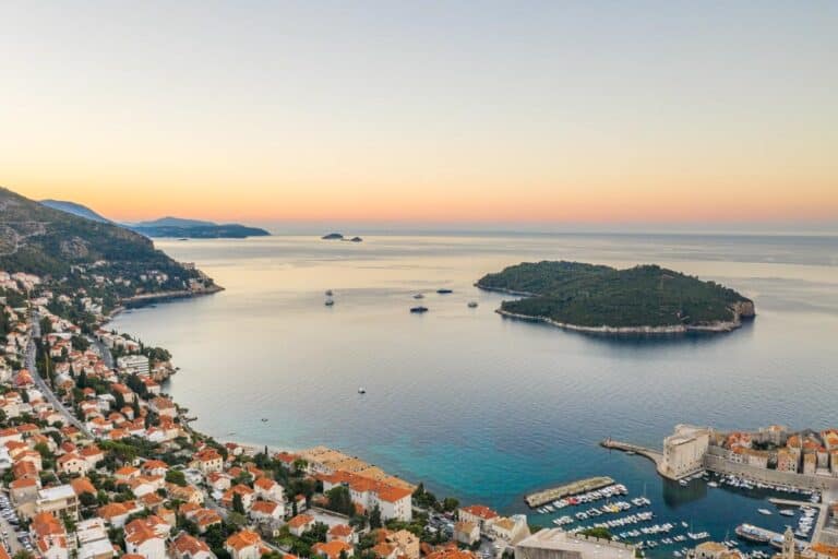 Island Hopping in Croatia: A Guide to the Dalmatian Coast 1 Island Hopping in Croatia: A Guide to the Dalmatian Coast