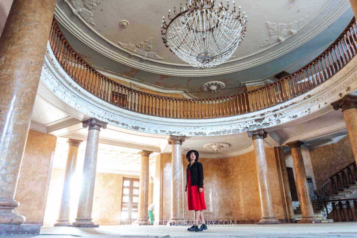 Soviet Architecture in Georgia: 27 Monuments & Mosaics 23 Soviet Architecture in Georgia: 27 Monuments & Mosaics 20