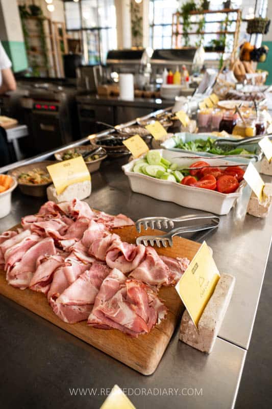 Breakfast in Tbilisi: Cafes, Brunches, & Bakeries for 2025 23 Breakfast in Tbilisi: Cafes, Brunches, & Bakeries for 2025 22