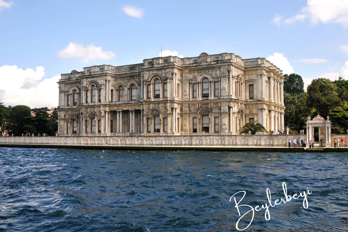 Istanbul Neighborhoods: Best Area to Stay in Istanbul with Hotels 15 Istanbul Neighborhoods: Best Area to Stay in Istanbul with Hotels 11