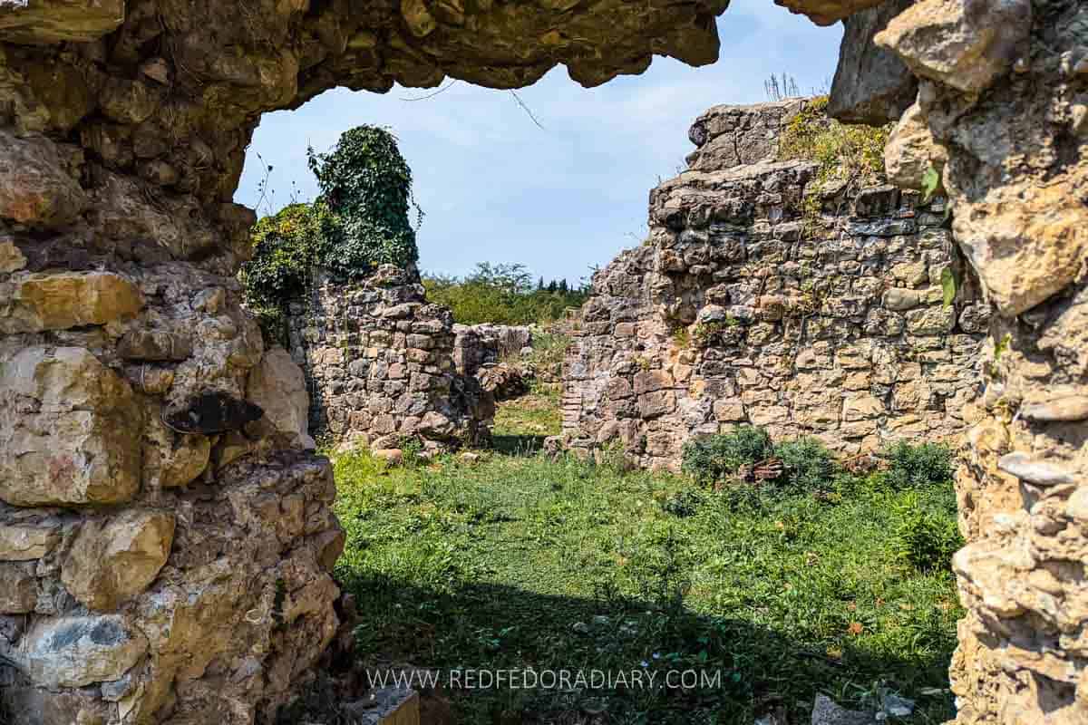 11 Day Trips From Kutaisi: Soviet Spa Town, Canyons & More 4 11 Day Trips From Kutaisi: Soviet Spa Town, Canyons & More 3