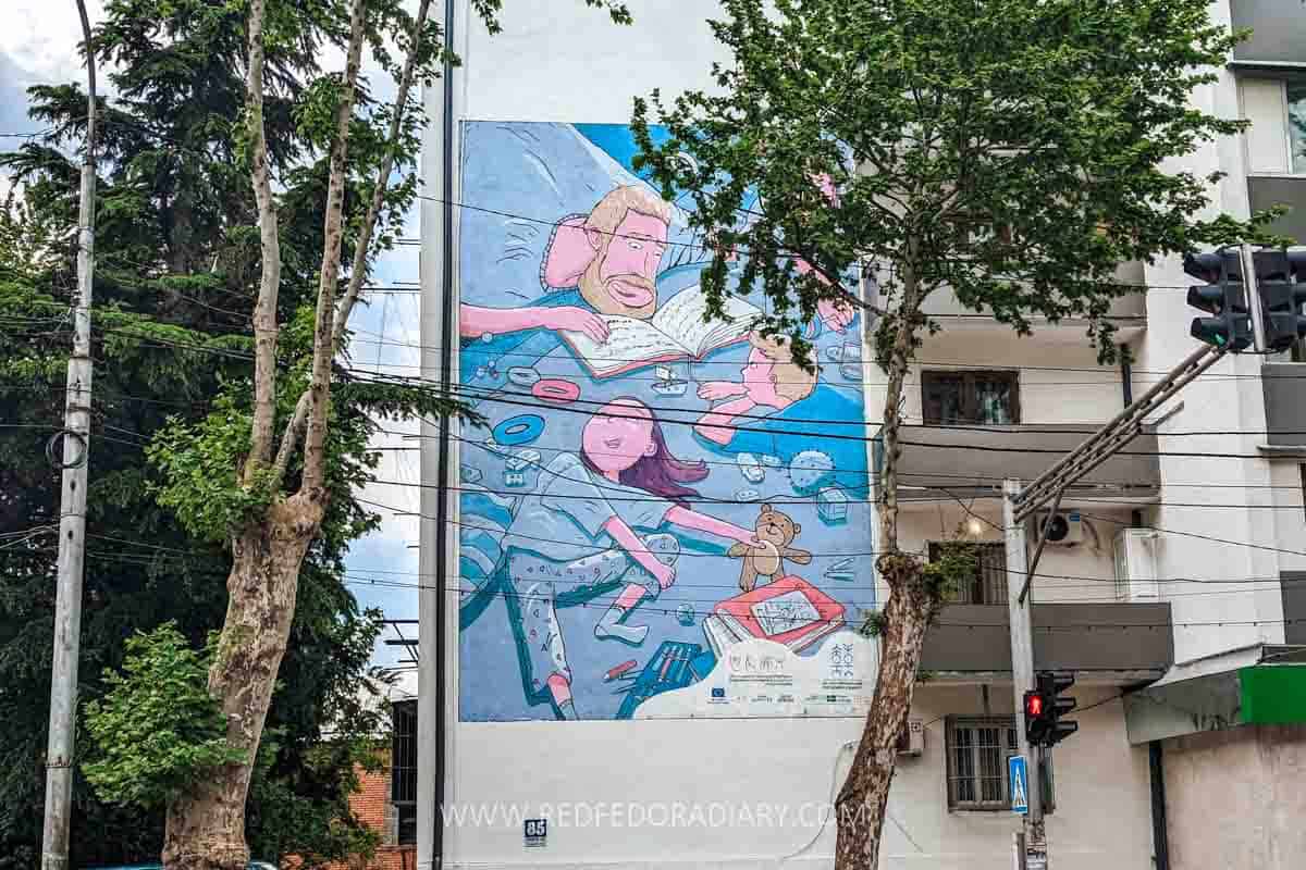 16 Finest Street Art in Kutaisi with a Map 8 16 Finest Street Art in Kutaisi with a Map 7