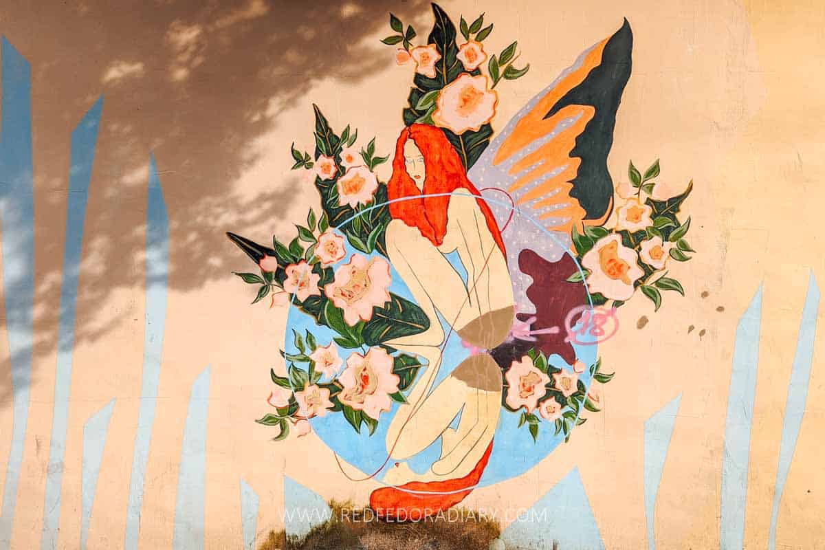 Batumi's Urban Gallery: 20 Best Street Art in Batumi with Map 8