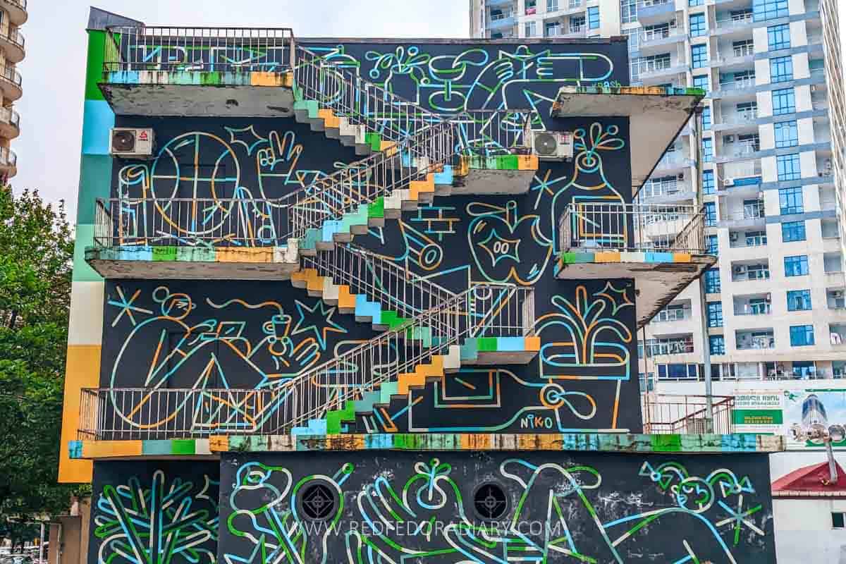 Batumi's Urban Gallery: 20 Best Street Art in Batumi with Map 15