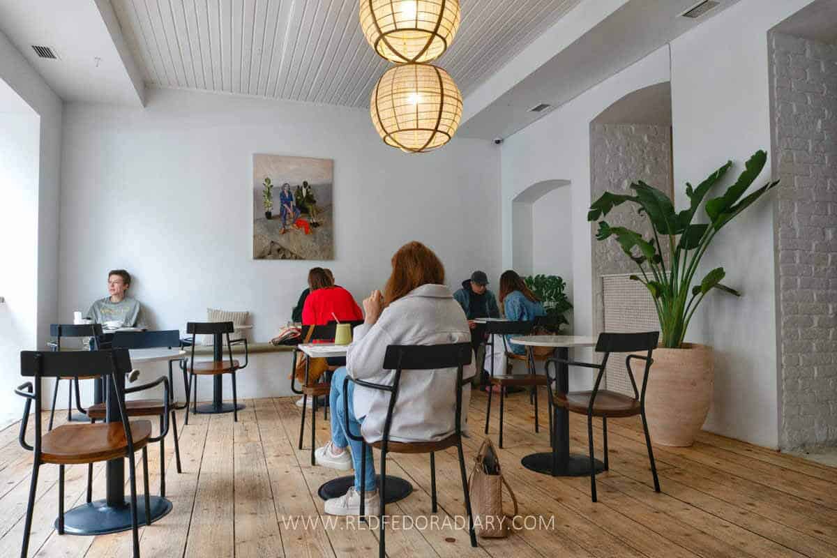 Breakfast in Tbilisi: Cafes, Brunches, & Bakeries for 2025 1 Breakfast in Tbilisi: Cafes, Brunches, & Bakeries for 2025 1