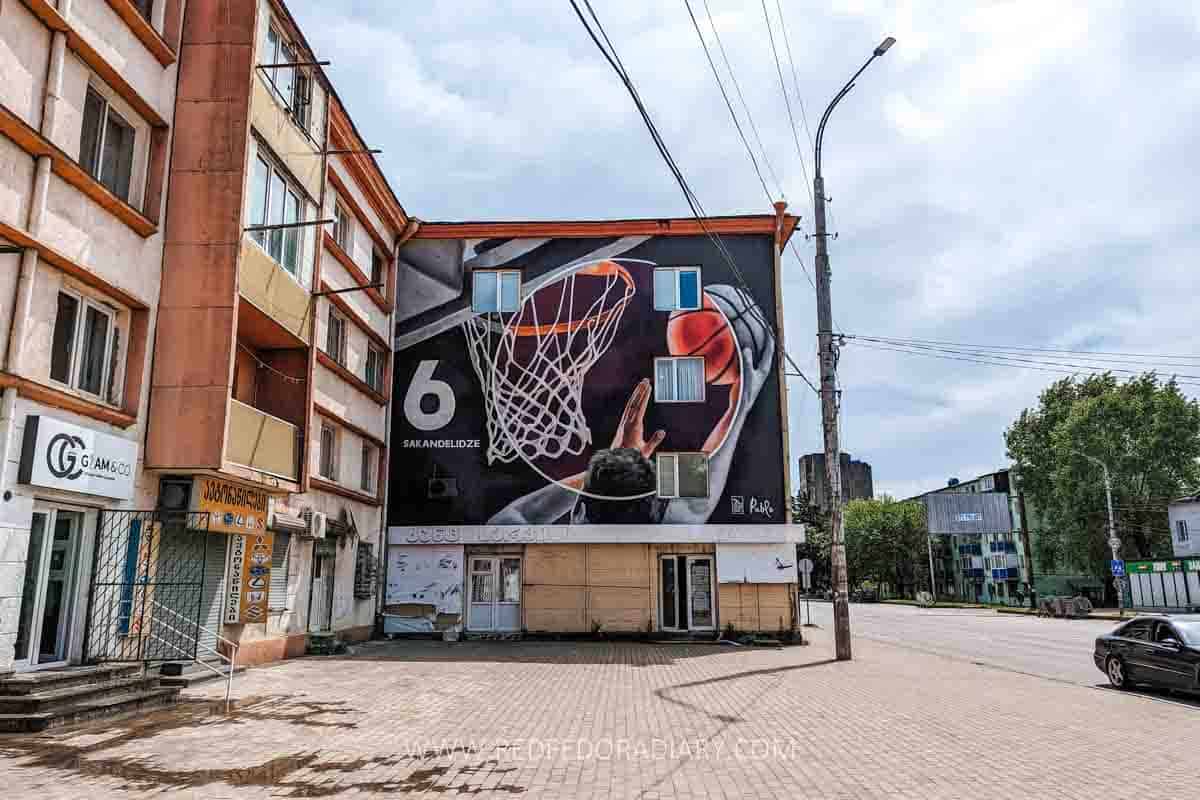 16 Finest Street Art in Kutaisi with a Map 12 16 Finest Street Art in Kutaisi with a Map 11