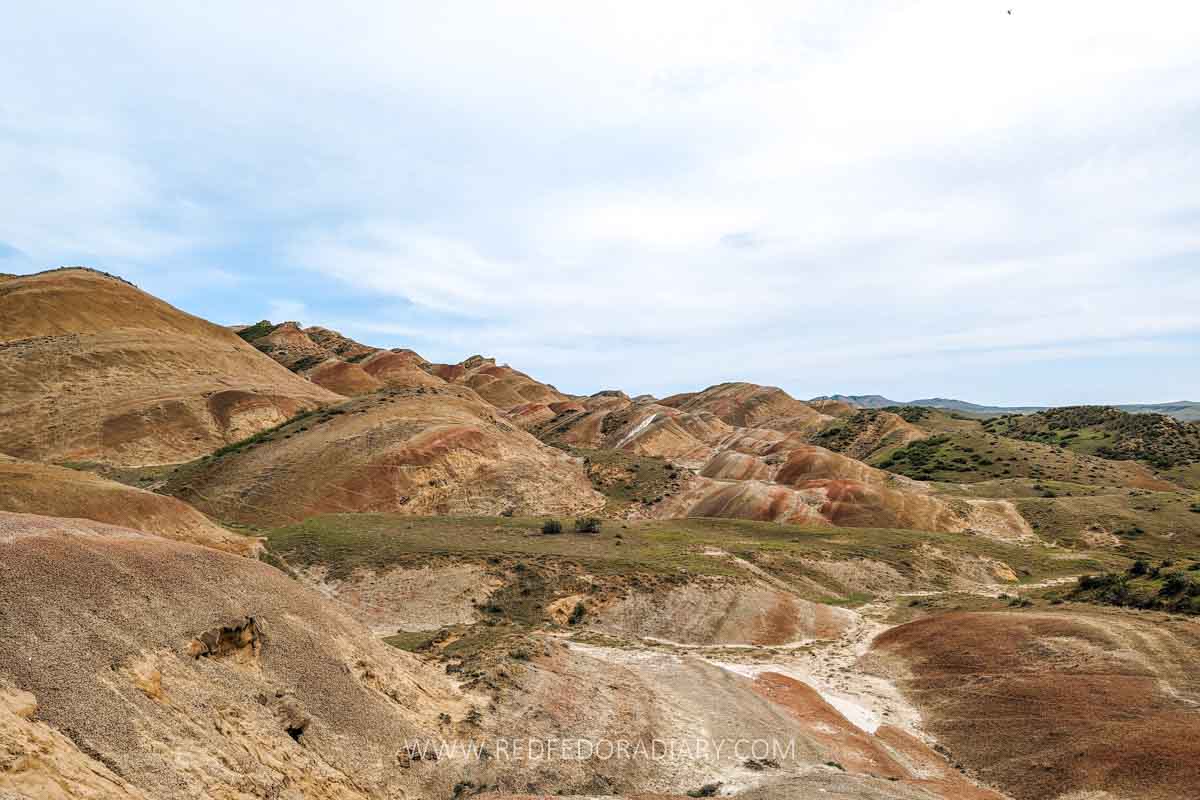 How to Visit Rainbow Mountains Near Tbilisi 5 How to Visit Rainbow Mountains Near Tbilisi 4