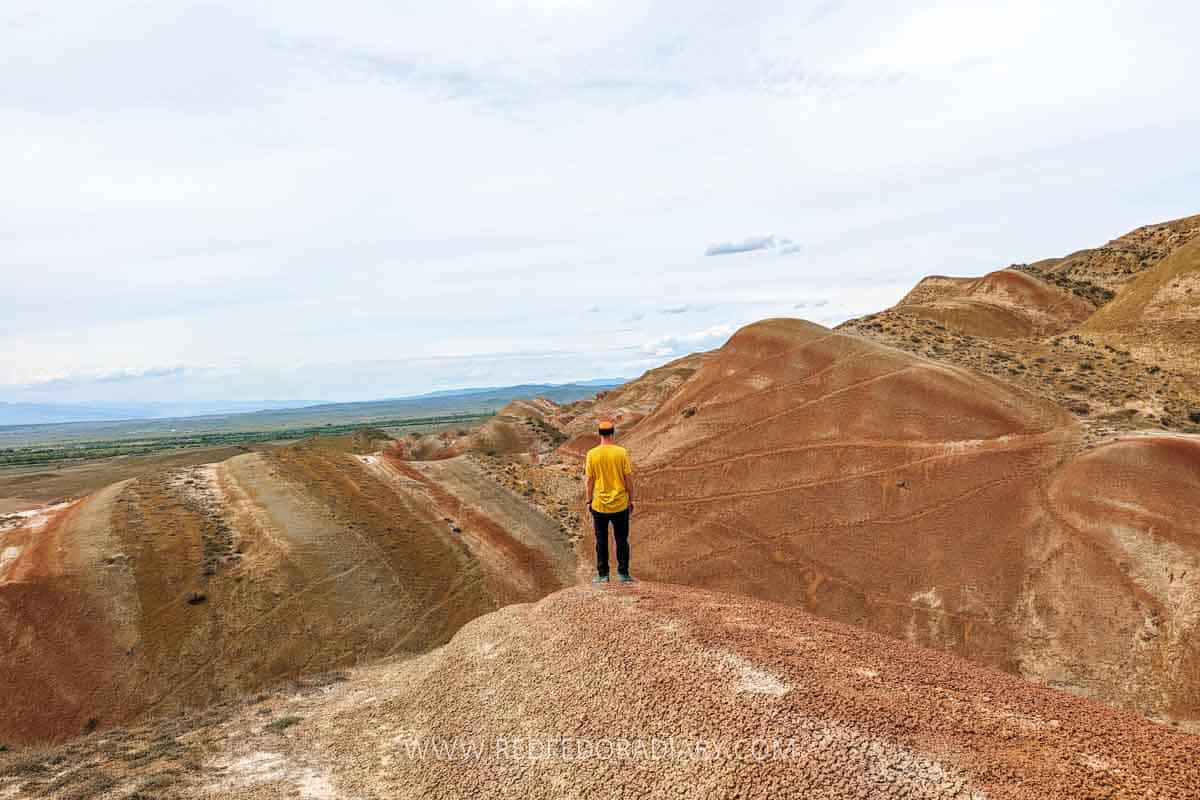 How to Visit Rainbow Mountains Near Tbilisi 10 How to Visit Rainbow Mountains Near Tbilisi 9
