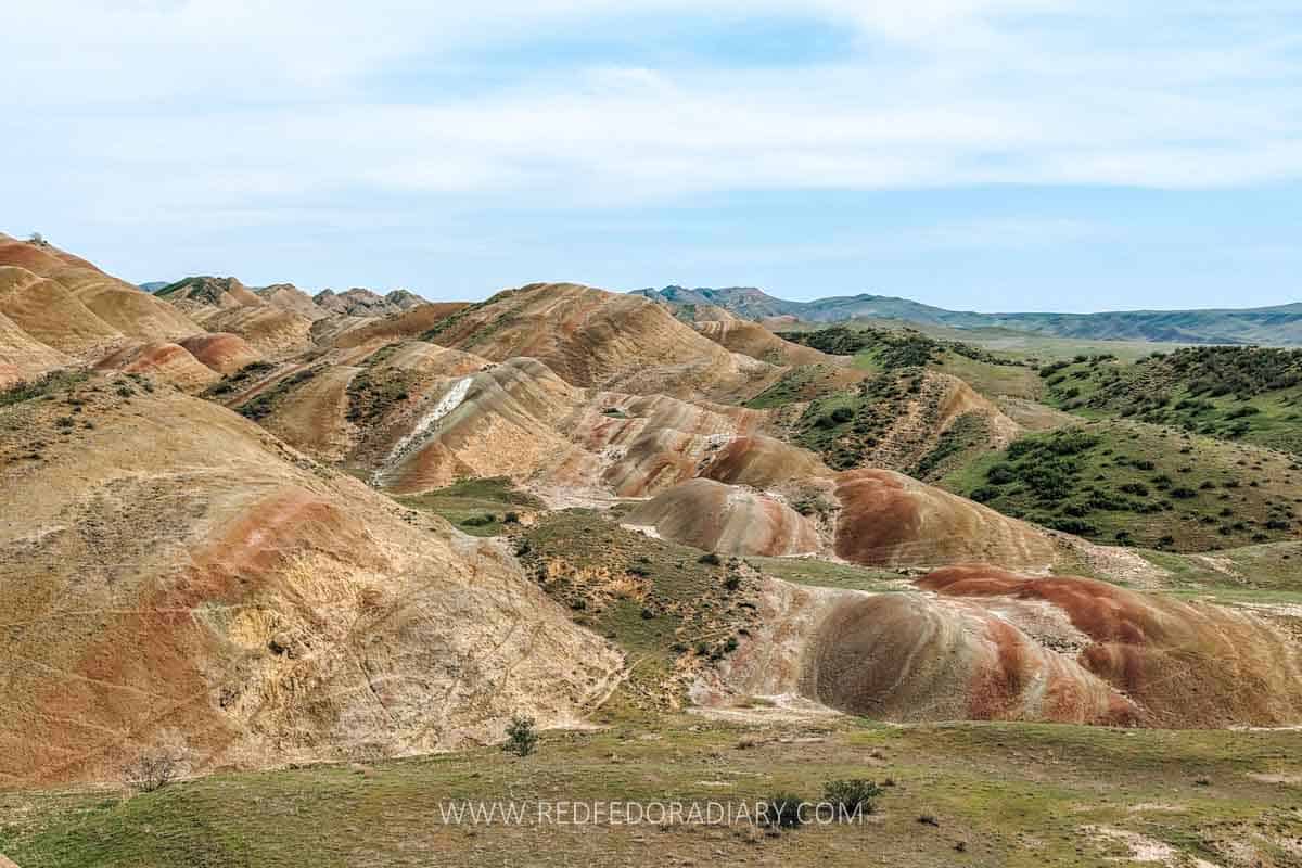 How to Visit Rainbow Mountains Near Tbilisi 6 How to Visit Rainbow Mountains Near Tbilisi 5