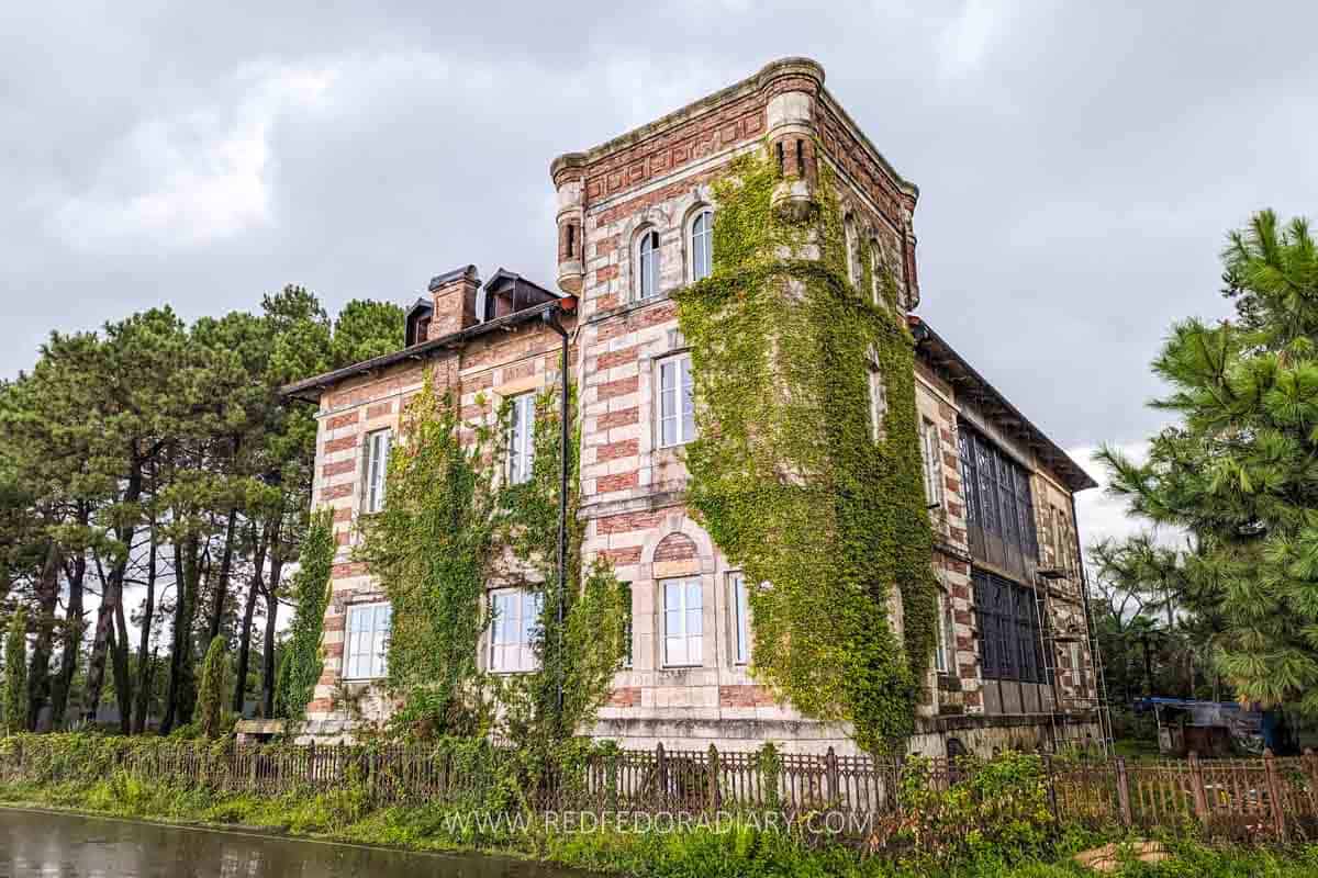 18 Things to Do in Kobuleti: Swamps, Empty Mansions & Fort 36 18 Things to Do in Kobuleti: Swamps, Empty Mansions & Fort 35