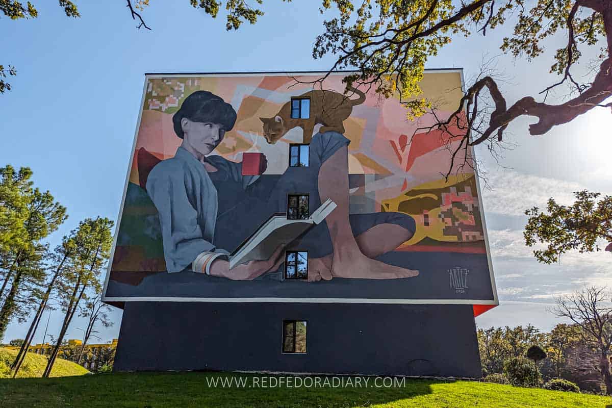 16 Finest Street Art in Kutaisi with a Map 21 16 Finest Street Art in Kutaisi with a Map 20