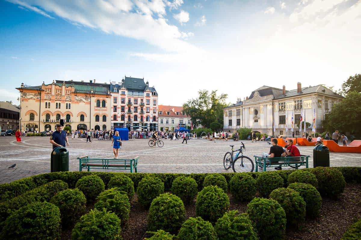 What to Wear in Krakow: A Complete Krakow Packing Guide 18 What to Wear in Krakow: A Complete Krakow Packing Guide 16
