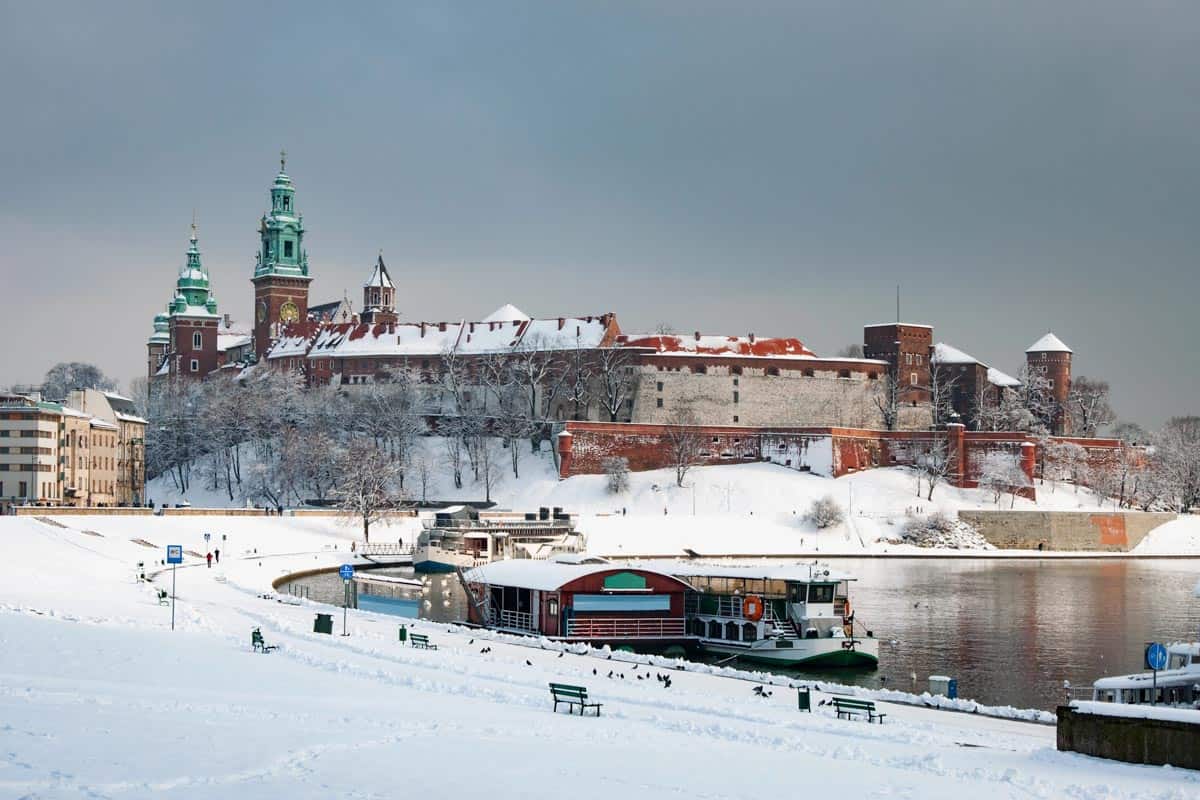 What to Wear in Krakow: A Complete Krakow Packing Guide 22 What to Wear in Krakow: A Complete Krakow Packing Guide 20