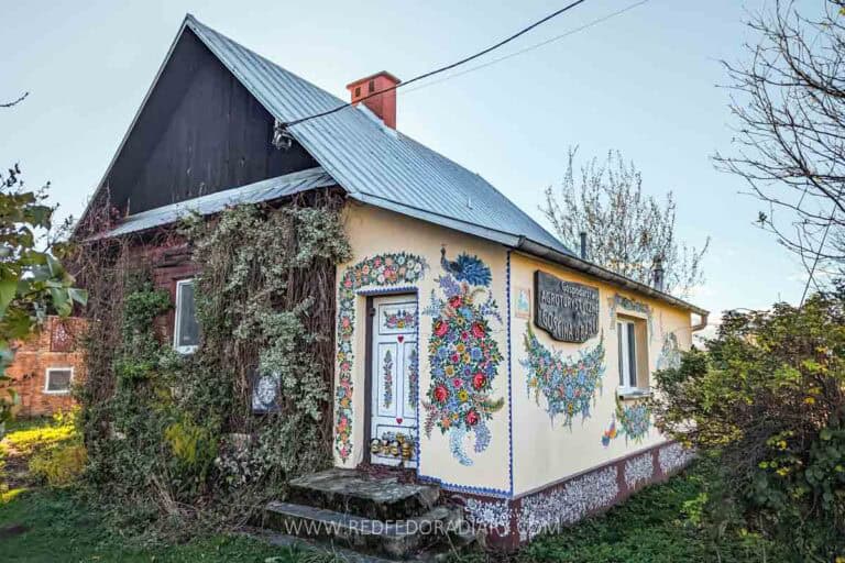 How to Visit Zalipie from Krakow: Painted Village Day Trip