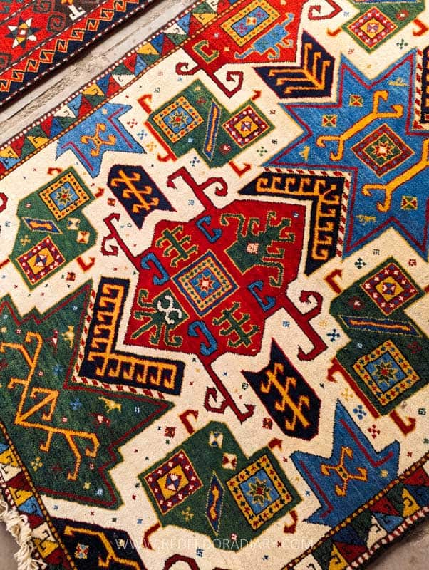 Borchalo Carpets in Georgia: Kept Alive by Only 12 Weavers 10 Borchalo Carpets in Georgia: Kept Alive by Only 12 Weavers 9