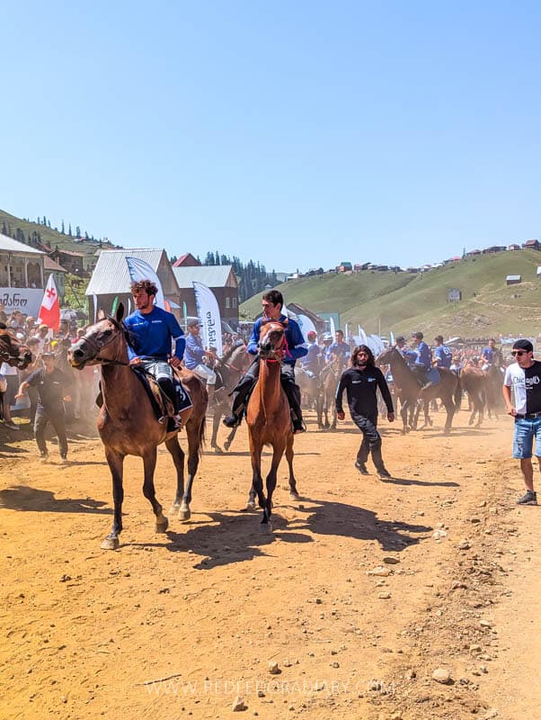 Bakhmaro Horse Race: 16 Tips for First-Time Attendees 17