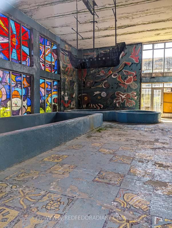 Soviet Architecture in Georgia: 27 Monuments & Mosaics 45 Soviet Architecture in Georgia: 27 Monuments & Mosaics 42