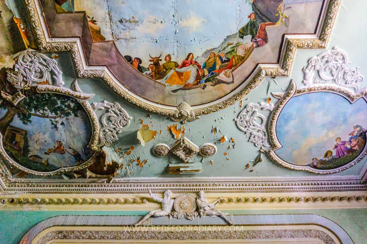 Soviet Architecture in Georgia: 27 Monuments & Mosaics 40 Soviet Architecture in Georgia: 27 Monuments & Mosaics 37