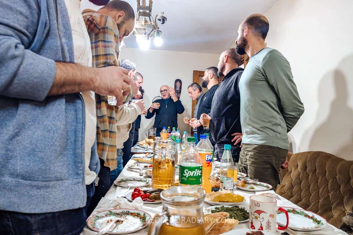 Ultimate Guide to Georgian Supra: Traditions, Customs, Tips 9 Ultimate Guide to Georgian Supra: Traditions, Customs, Tips 8