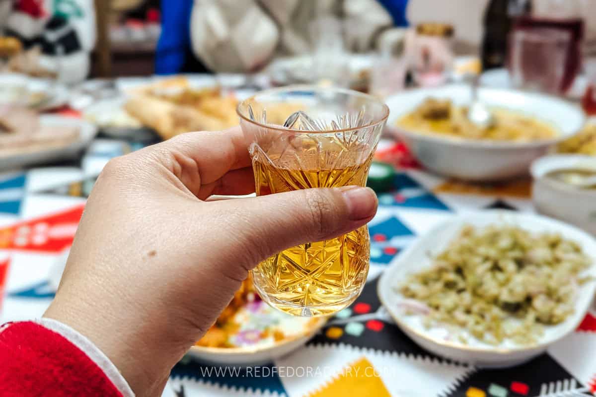 Ultimate Guide to Georgian Supra: Traditions, Customs, Tips 11 Ultimate Guide to Georgian Supra: Traditions, Customs, Tips 10