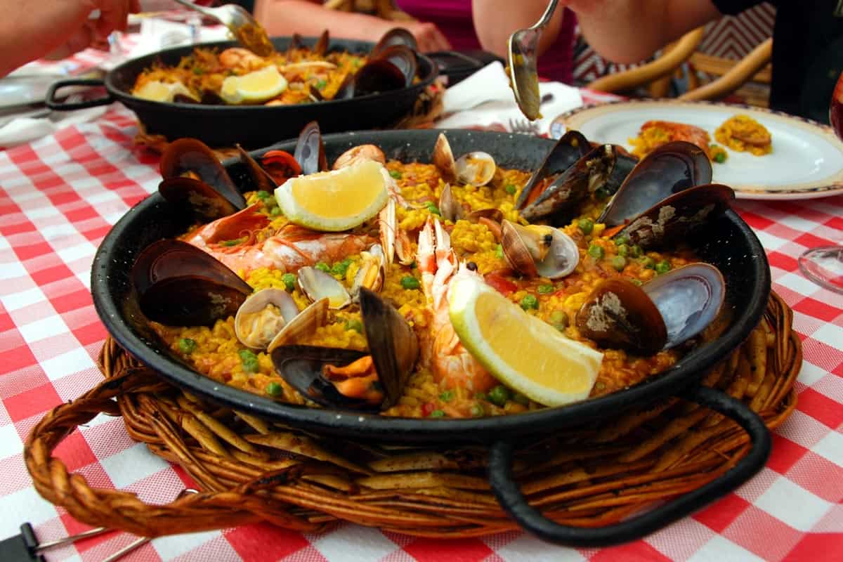 31 Best Restaurants in Barcelona for Tapas, Paella & More 20 31 Best Restaurants in Barcelona for Tapas, Paella & More 20