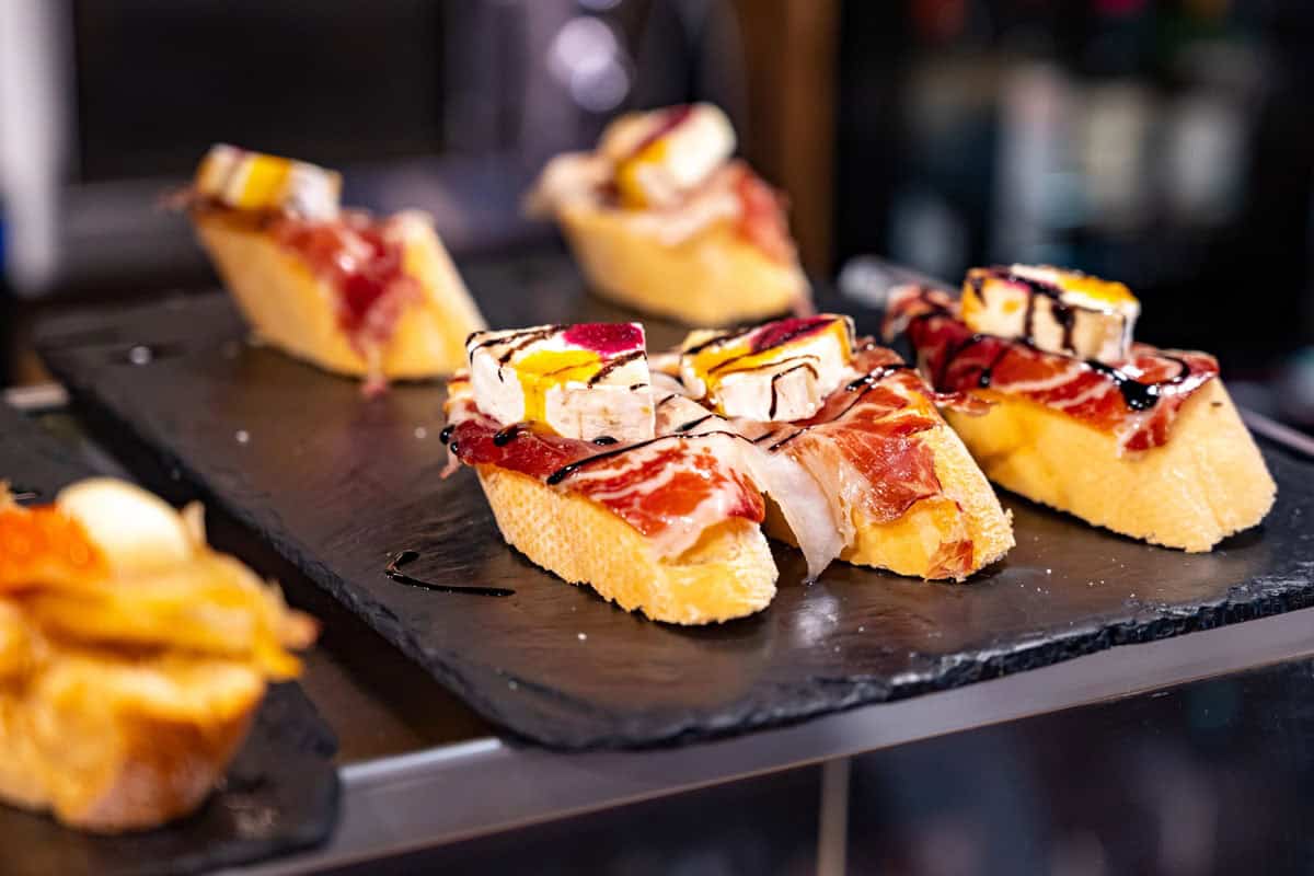 31 Best Restaurants in Barcelona for Tapas, Paella & More 6 31 Best Restaurants in Barcelona for Tapas, Paella & More 6