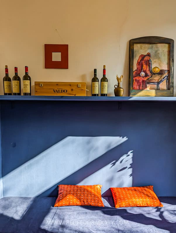 12 Cozy Cafes in Tbilisi for Cakes, Brunch, Books & Chill 12 12 Cozy Cafes in Tbilisi for Cakes, Brunch, Books & Chill 9