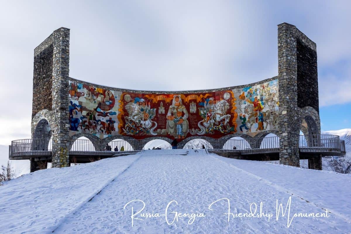 Soviet Architecture in Georgia: 27 Monuments & Mosaics 26 Soviet Architecture in Georgia: 27 Monuments & Mosaics 23