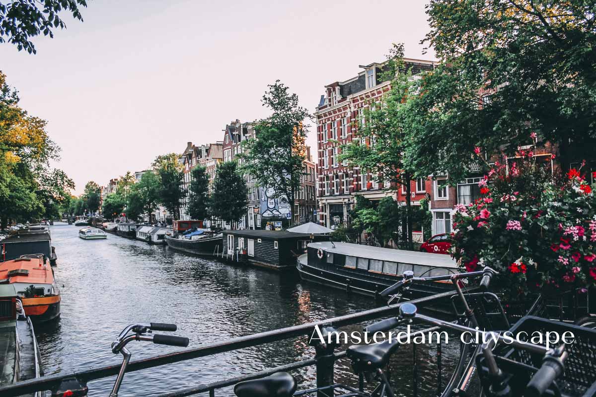Best Amsterdam Canal Cruise: Ultimate Guide with Tips 11 Best Amsterdam Canal Cruise: Ultimate Guide with Tips 9