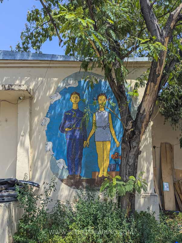 30 Soviet Mosaics in Tbilisi & Other Memorabilia with a Map 34 30 Soviet Mosaics in Tbilisi & Other Memorabilia with a Map 32