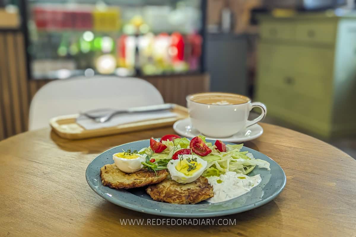Breakfast in Tbilisi: Cafes, Brunches, & Bakeries for 2026 28 Breakfast in Tbilisi: Cafes, Brunches, & Bakeries for 2026 27