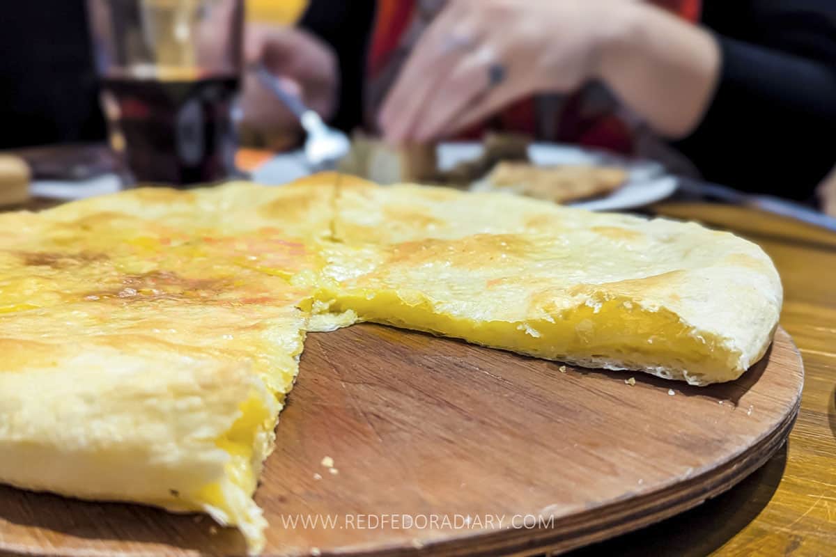 25 Must-Try Vegetarian Georgian Dishes to Savor in Georgia 18